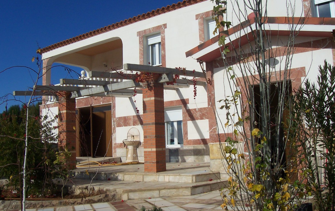 067 OPC Fincas Rústicas SurOeste 7 1170x738 - Parcela de 8.000 m2 en Alange con gran chalet amueblado