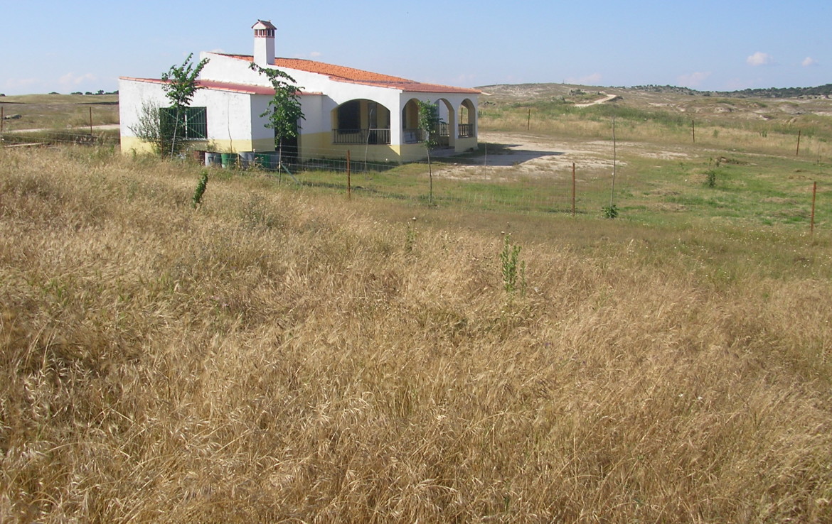 096 OPP Fincas Rústicas SurOeste 3 1170x738 - Finca 31 has muy cerca de Cáceres toda cercada con mucha agua