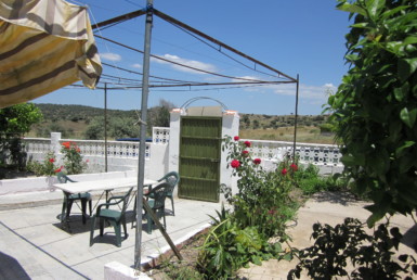 300 OPC Fincas Rústicas SurOEste 385x258 - Chalet en urbanización Proserpina a un minuto de la zona de baño y chiringuito, Mérida