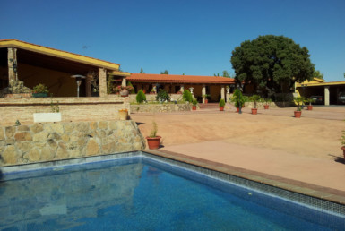 617 OPP Fincas Rústicas SurOeste 385x258 - Finca espectacular a 5 minutos de Madrid, 22 has urbanas +20 has rústicas, muchas edificaciones, muy bien de precio