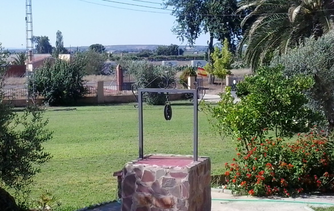 744 OPC Fincas Rústicas SurOeste 4 1170x738 - Chalet en parcela de 2.000 m2 en la falda de la Sierra de Arroyo, con vivienda amueblada de 130 m2 con 5 dormitorios